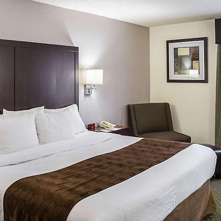 Quality Inn & Suites Clackamas - Portland Exteriör bild