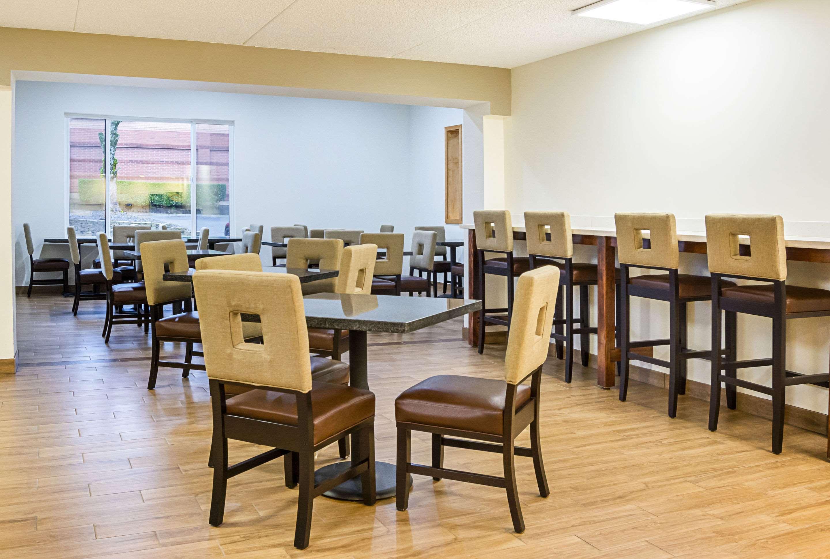 Quality Inn & Suites Clackamas - Portland Exteriör bild