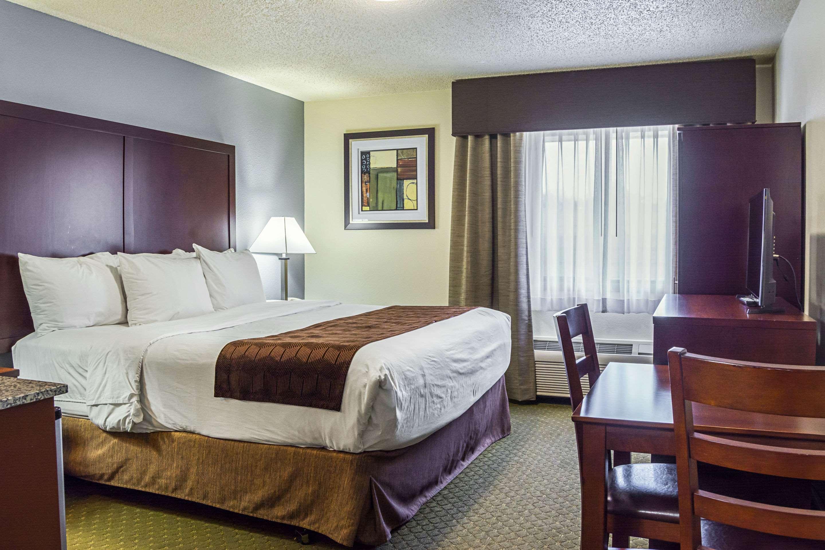 Quality Inn & Suites Clackamas - Portland Exteriör bild