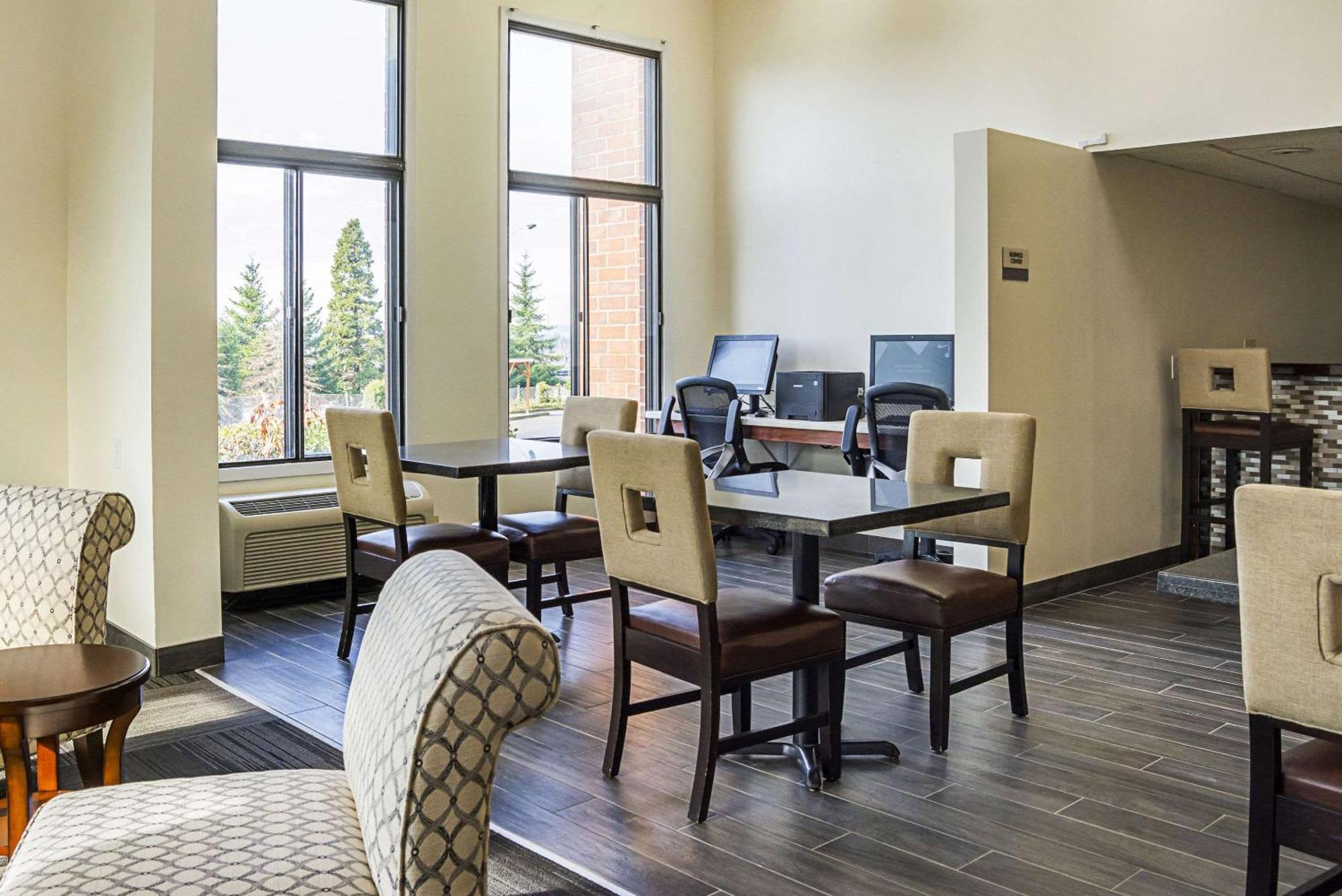Quality Inn & Suites Clackamas - Portland Exteriör bild