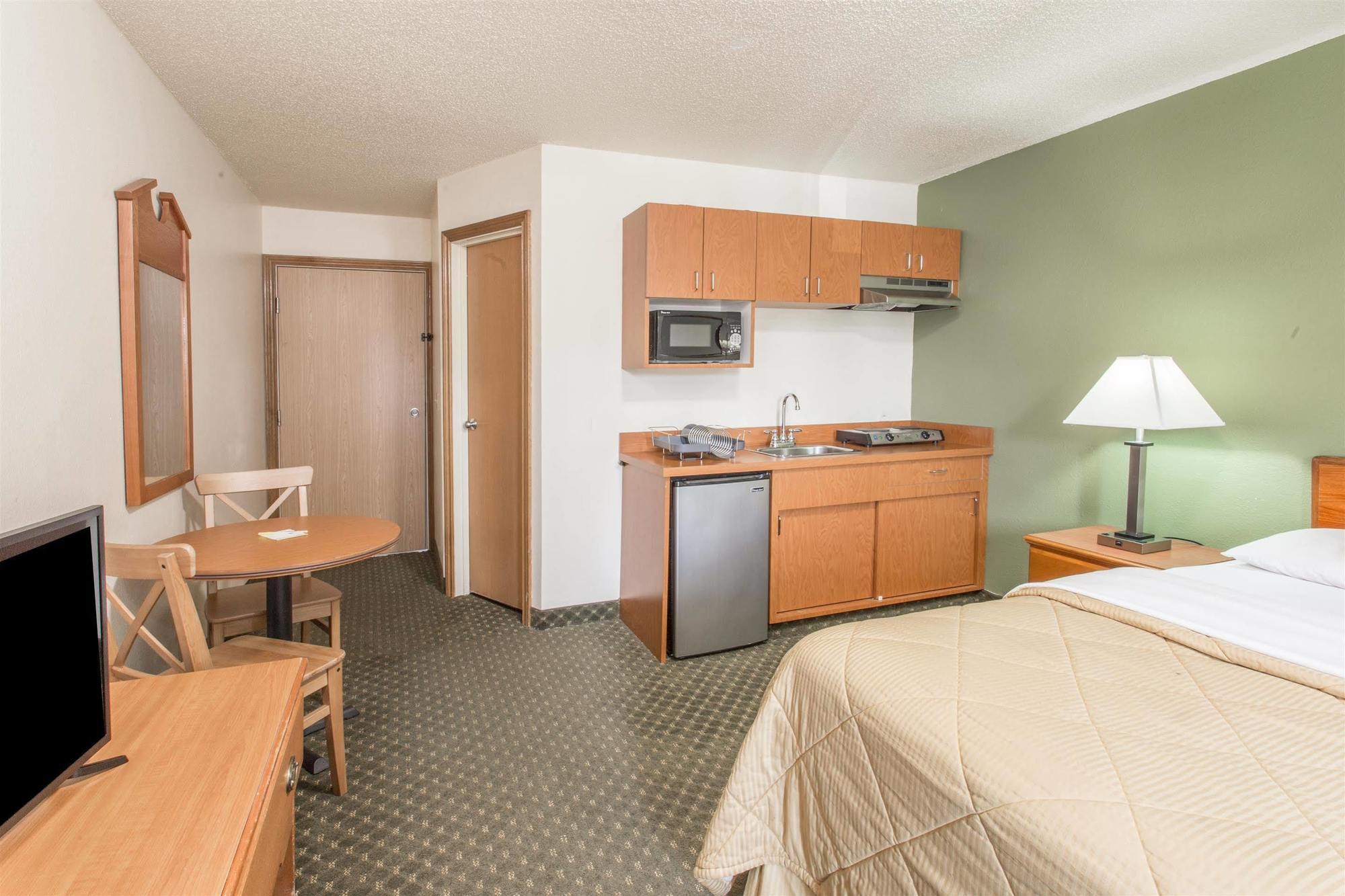 Quality Inn & Suites Clackamas - Portland Exteriör bild